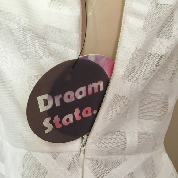 Price✂️ 🎀 Dream State Dress - Picture 4 of 6